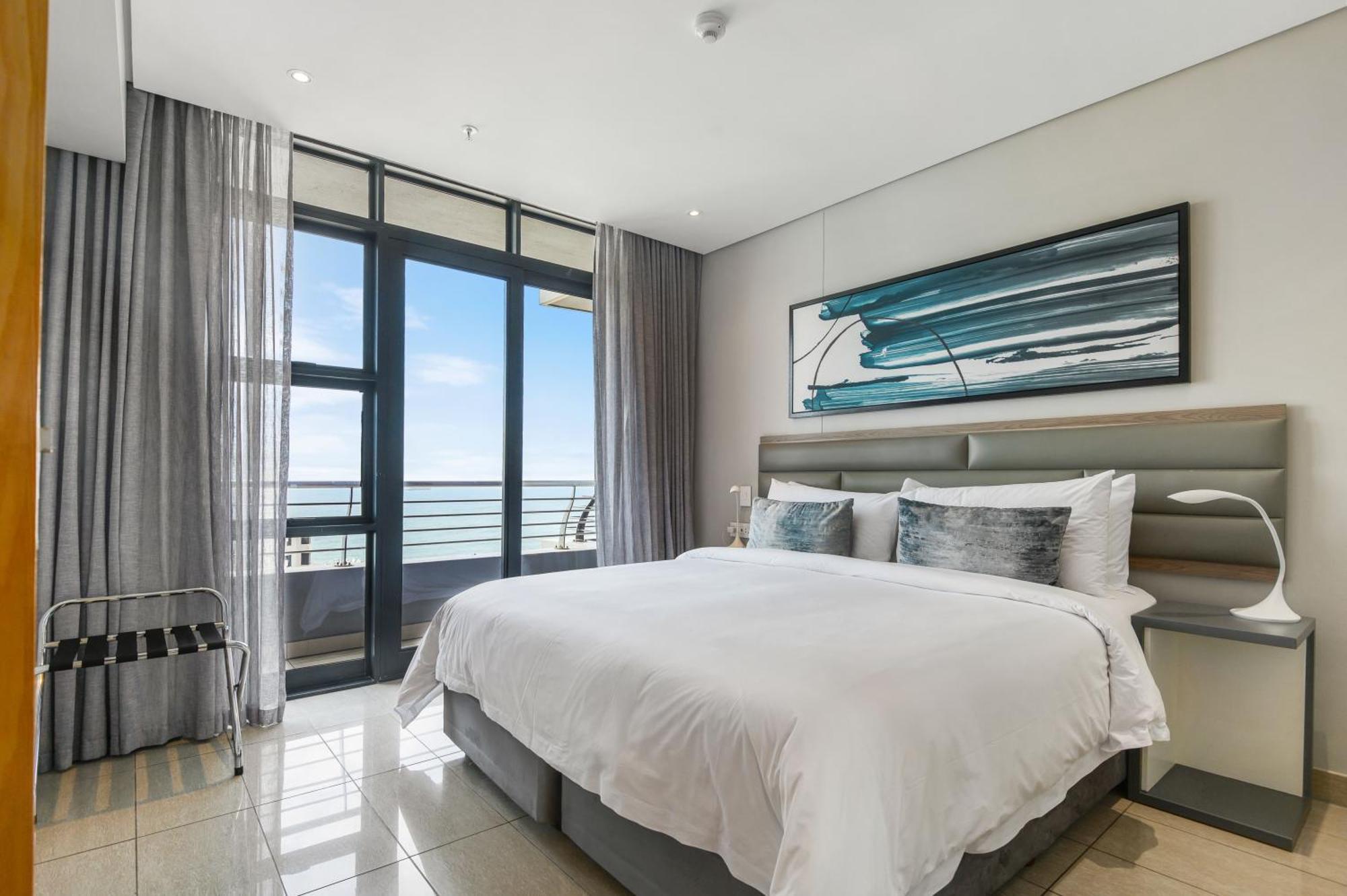 The Capital Pearls Hotel Durban Luaran gambar A bedroom at the hotel